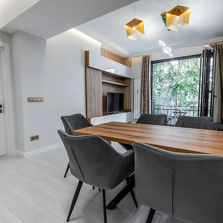 Vitoshka Luxury 2-Br Retreat Apartment Sofia Exterior photo